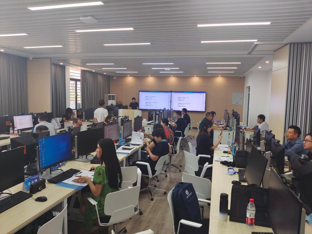 砥砺前行 云程发轫——我院跨境电子商务国家级职业教育教师教学创新团队暑期集中培训圆满收官